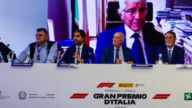 https://media.liberoquotidiano.it/fL7fNBzRFyu7VSpyepbWP4WrYNF1h1pk9h6t2yZTzsI/width:800/quality:90/aW1hZ2VzLzIwMjUvMDkvMDMvMTU0MDI5Mzc4LTQ3NGQ5MTc3LWViYjgtNDdmMi04NTYzLTRiMDczODI4ZjMwMS5qcGc.webp
