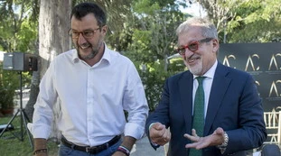 Roberto Maroni, candidato della Lega a sindaco di Milano. Albertini: "Sì, ma c'è un unico problema"