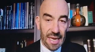 Matteo Bassetti a Tagadà: "Basta parlare di ondate di coronavirus, ci sono solo dei picchi"