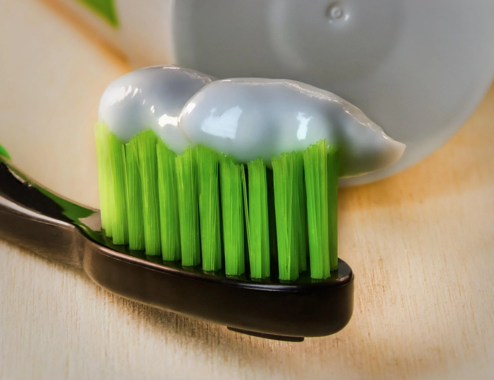 Lavarsi i denti 3 volte al giorno per scacciare la demenza