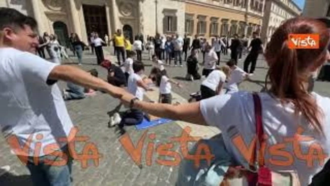 Flash Mob a Montecitorio sulla prevenzione contro il rischio infarto