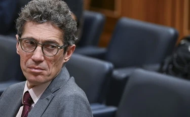 Clamoroso: bocciato il gruppo di Magi e Soumahoro