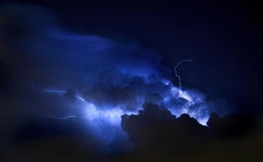 Meteo, la tempesta Oriana è sull'Italia: attenzione, dove scatta l'allerta arancione