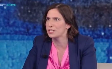 Elly Schlein, sfregio a Meloni da Fabio Fazio: "Tradimento"