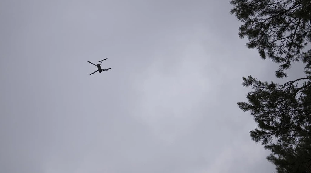 Russia sotto attacco: droni sulle città, spazio aereo chiuso