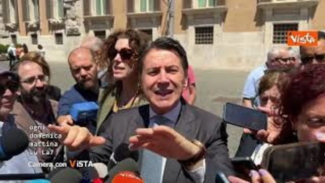 'Siate coraggiosi e io farò lo stesso' su Camera con VIsta su La7 di Alexander Jakhnagiev