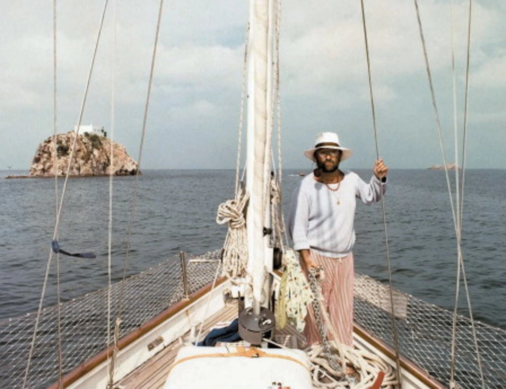 Viaggio nell'universo di Lucio Dalla tra musica, poesia e fotografia