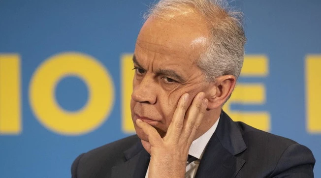 Migranti, il piano di Piantedosi per l'estate contro l'emergenza-sbarchi