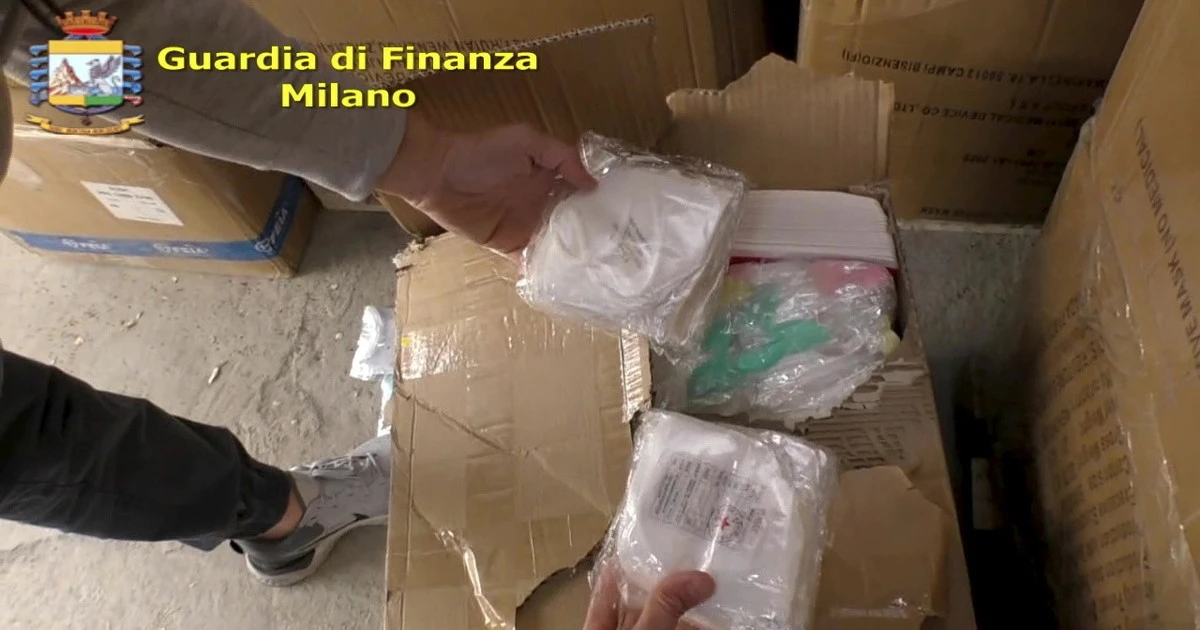 Mascherine fantasma, truffa alle società di Regione Lombardia: in manette un imprenditore