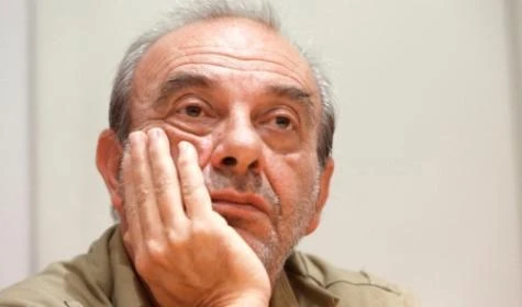 Vauro, la vignetta di Natale: comunisti e Rolex, ce l'ha con Gad Lerner?