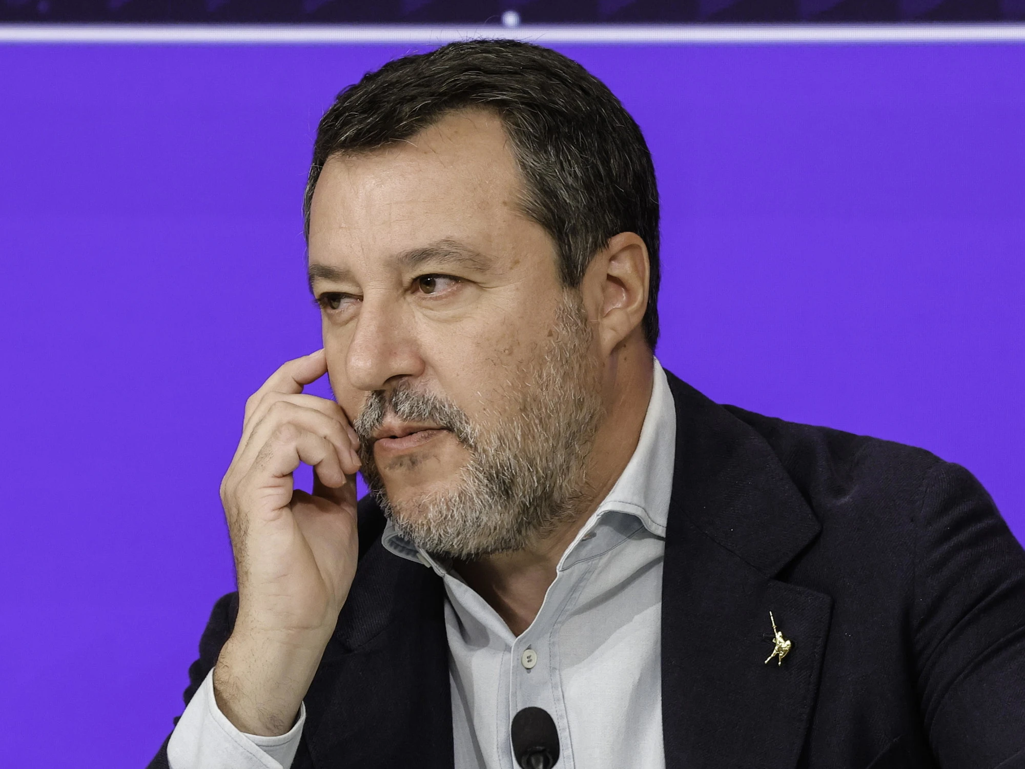 I francesi si schierano con Salvini