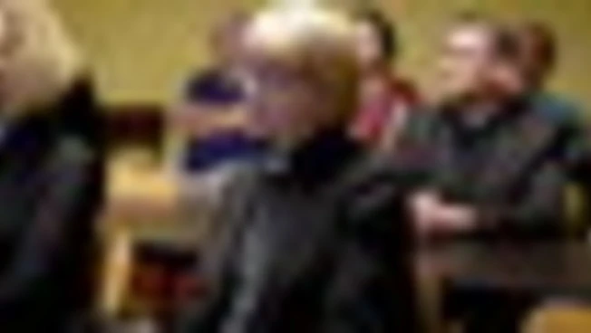 L'Arcivescovo di Cantrbury visita un centro per rifugiati a Roma