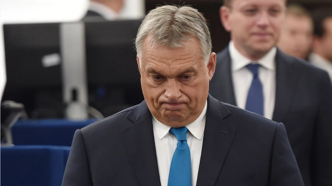 Orban, il Parlamento europeo vita a favore delle sanzioni contro l'Ungheria