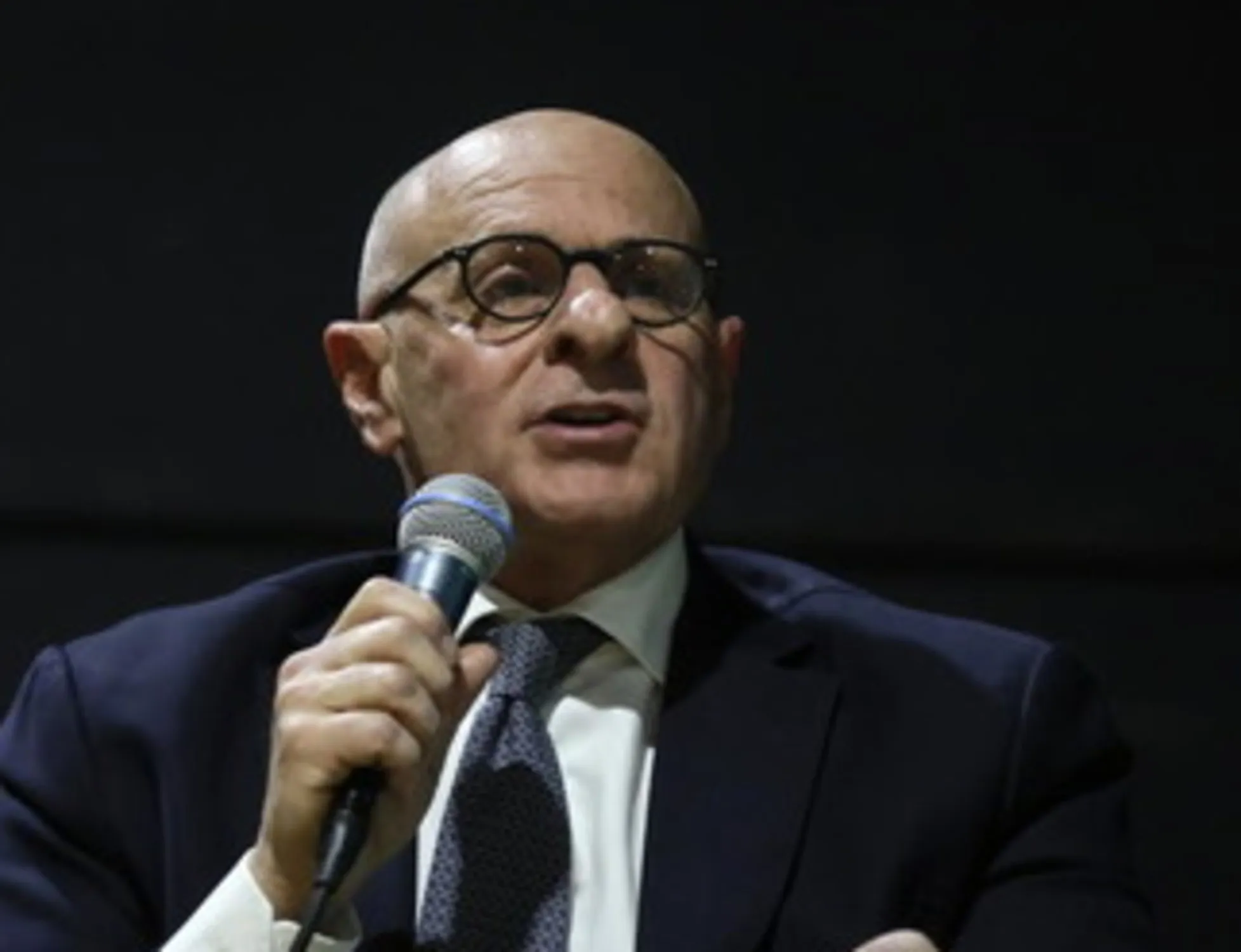 "Lo deve fare": Rampelli picchia duro contro Santanchè