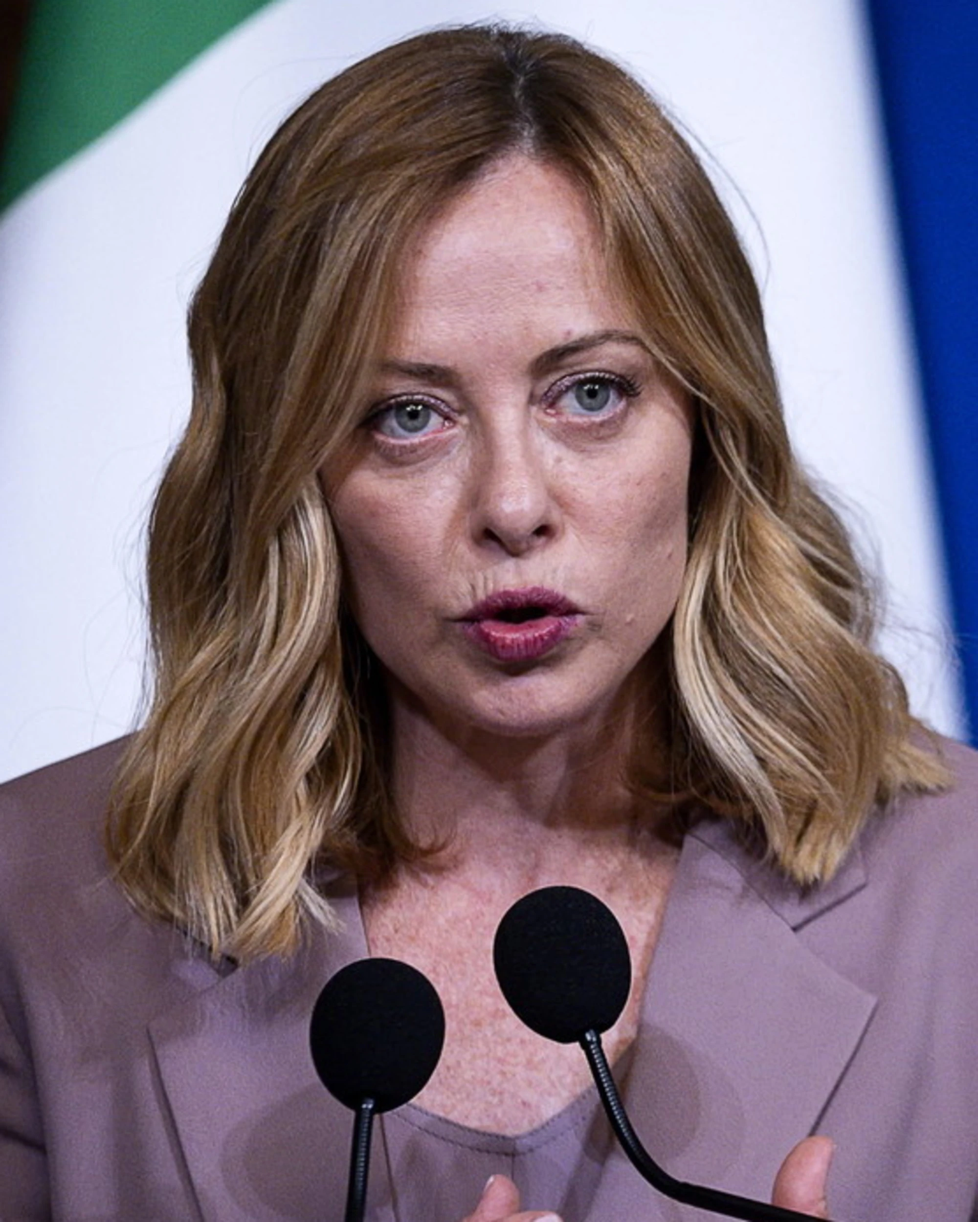 Giorgia Meloni spiana i No Tav: "Indegni di un Paese civile, vergognatevi"