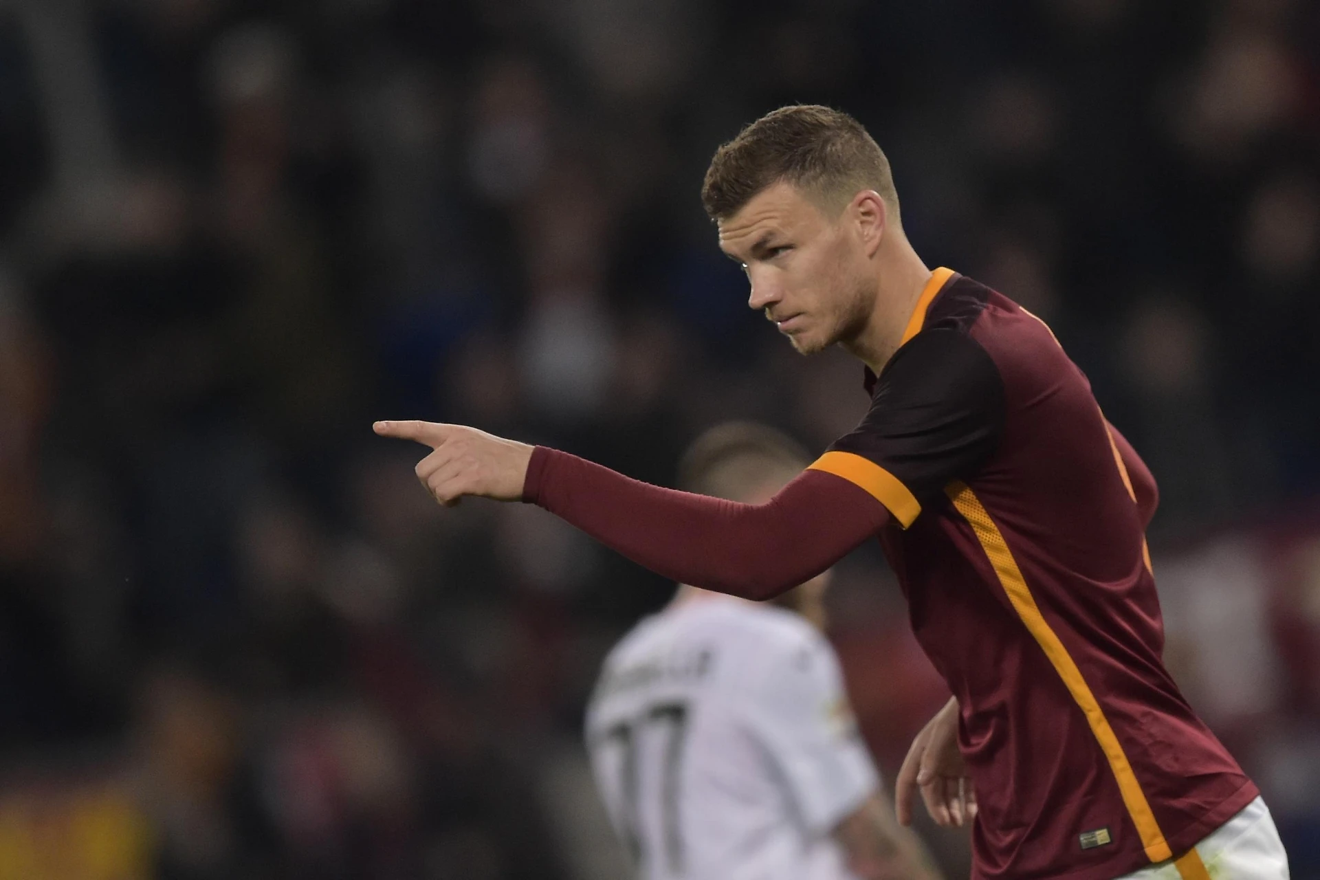 La Roma fa cinquina contro il Palermo: lo show di Dzeko senza Totti