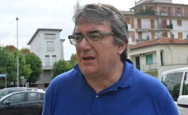 Don Massimo Biancalani, rimosso il prete dei migranti: ecco perché