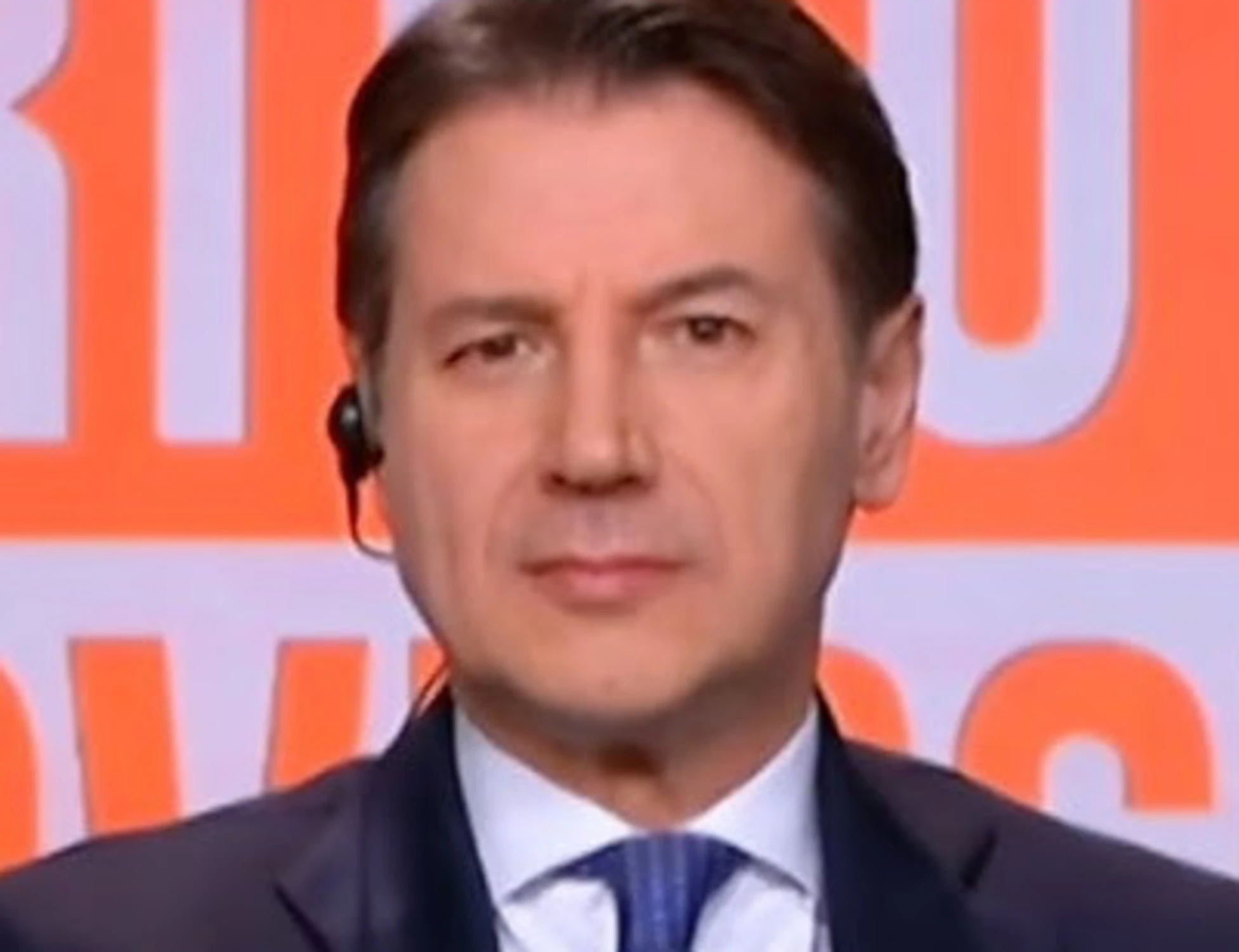 Dritto e Rovescio, Conte: "Stavamo cambiando il paese, sono arrivati i poteri forti"