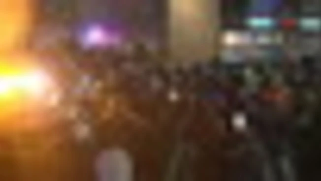 Manifestanti anti-Ice furibondi dopo omicidio Pretti a Minneapolis