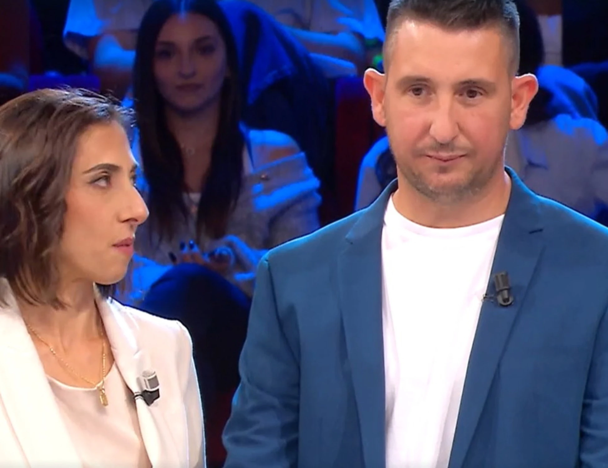 Affari tuoi, "come si chiama di cognome Efisio": tutti sconvolti