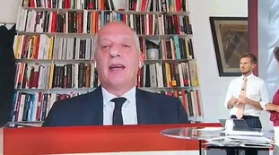 Peter Gomez contro Matteo Renzi a Tagadà: "Si deve trovare un lavoro, ha molti mutui da pagare"