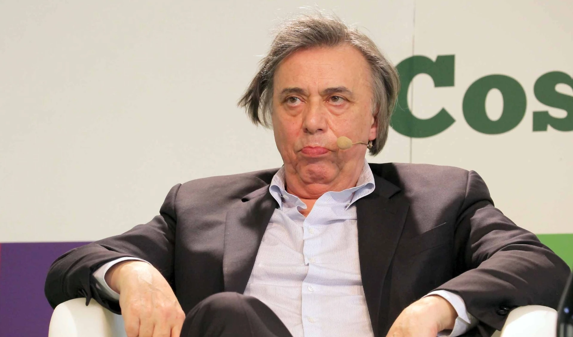 Carlo Freccero vuota il sacco: "Fabrizio Salini mi ha implorato di andare a Raidue"