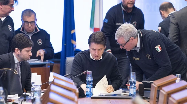 Giuseppe Conte, Speranza, Lamorgese e Brusaferro "interrogati dai pm di Bergamo". Lombardia e coronavirus, il retroscena