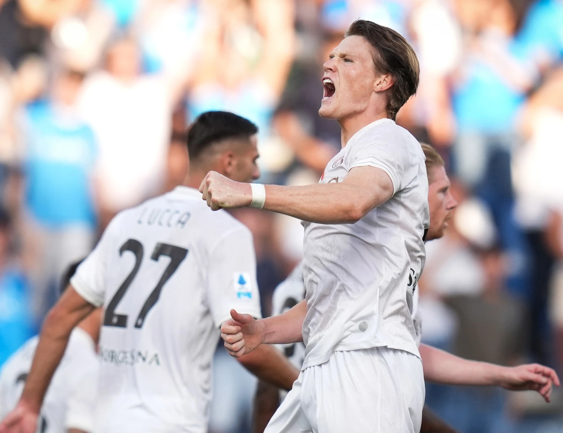 Napoli, sconfitto 2 a 0 il Sassuolo: reti inviolate tra Genoa e Lecce