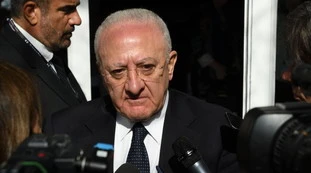 Atti desecretati, Vincenzo De Luca e la frecciatina alla Lega: "Fatti gravi al Nord non in Campania"