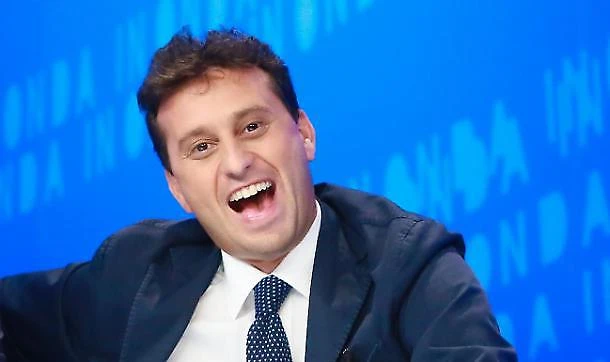Vittorio Feltri annichilisce David Parenzo: "Fighetto comunista, gli africano lo arrap***"