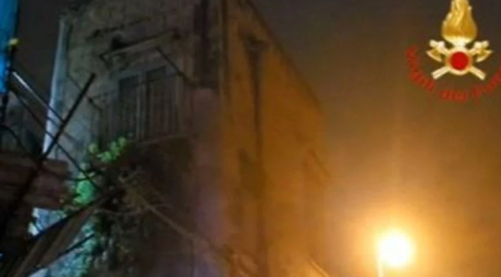 Viterbo, esplode un centro di accoglienza per migranti: è giallo