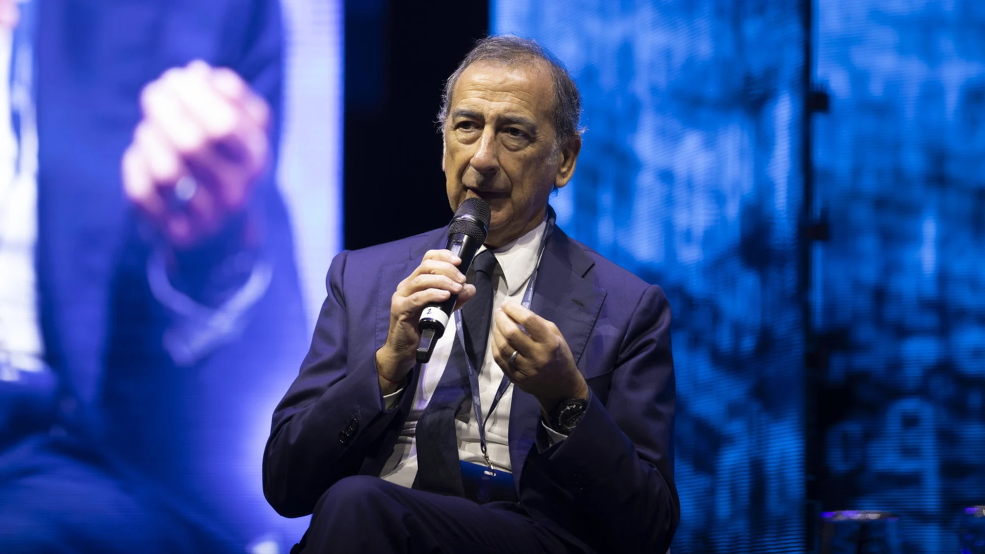 Ice a Milano, Beppe Sala la spara grossa: "Non mi sento tutelato da Piantedosi"