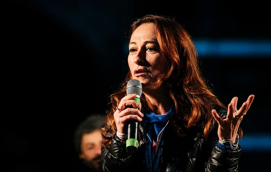 Luigi Di Maio che flop, alle parlamentarie solo 490 voti: stracciato da Ruocco e Taverna