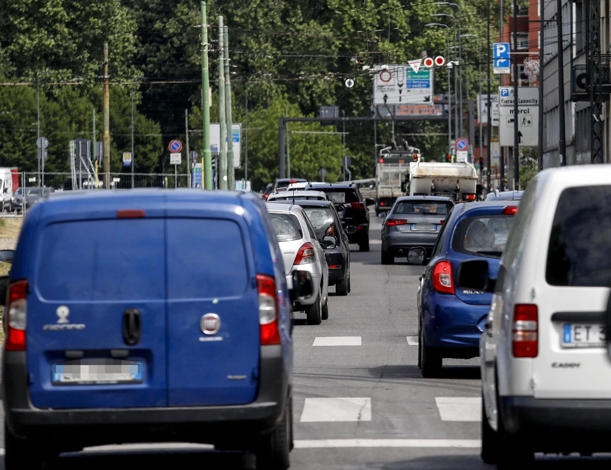 Milano, un'amministrazione nel segno dell'odio per la mobilità