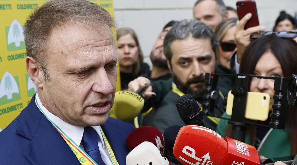 Lollobrigida, il sospetto sui magistrati: "Spero nei confini della Costituzione"