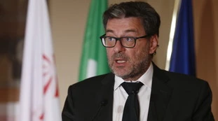 Giancarlo Giorgetti, la confidenza su Mario Draghi: "Lui al Quirinale? Più oppositori che fautori, soprattutto a sinistra"