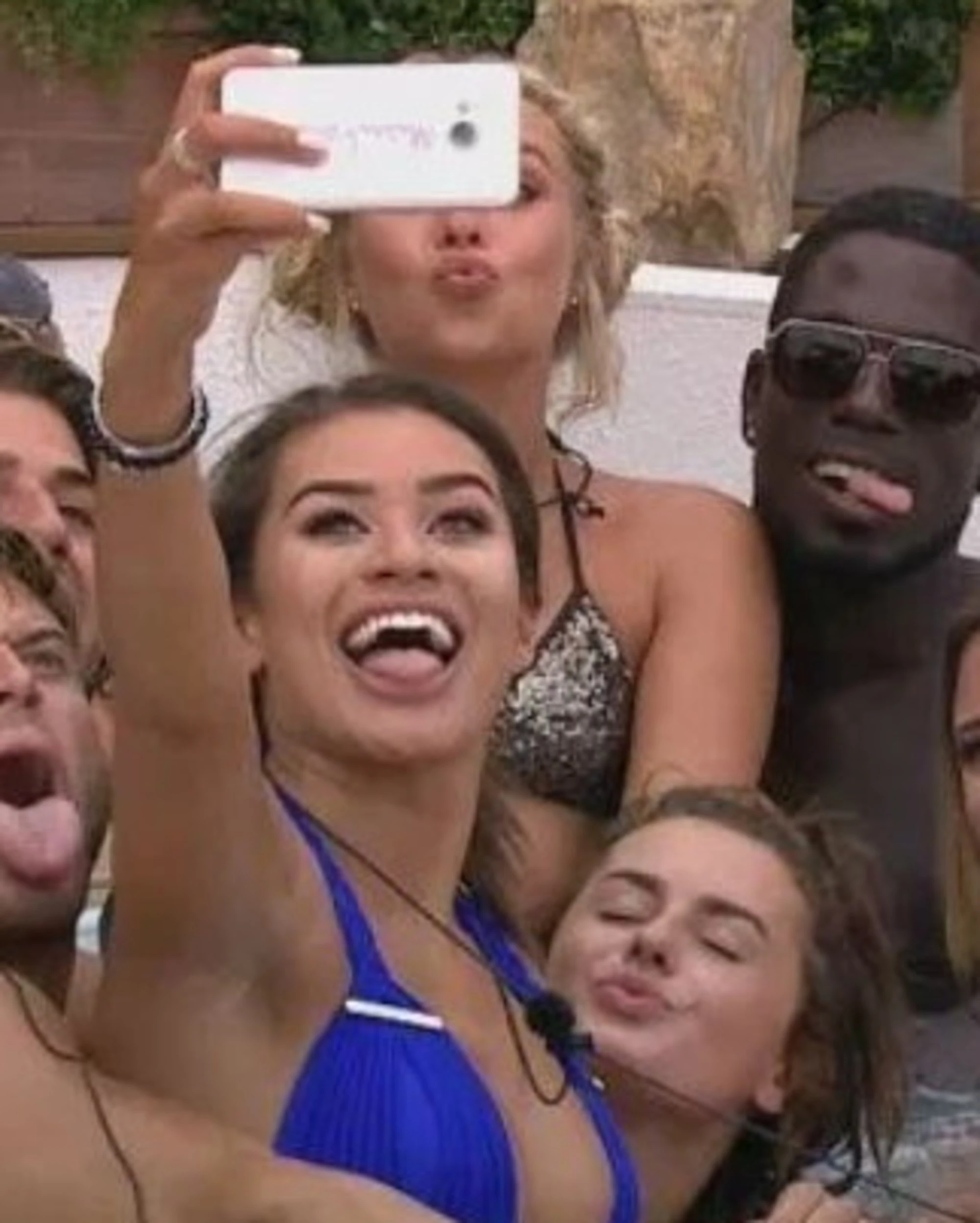 Love Island, reality-choc: distribuiti 200 preservativi