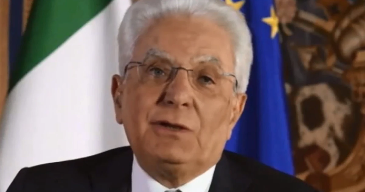 Striscia la Notizia, "Mattarella ce l'ha con Conte". La frase "rubata": "Uno schifo, mai più"