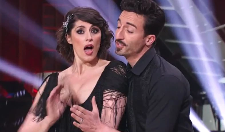 La prova del cuoco? Non basta, promozione clamorosa per Elisa Isoardi: conquista la prima serata in Rai