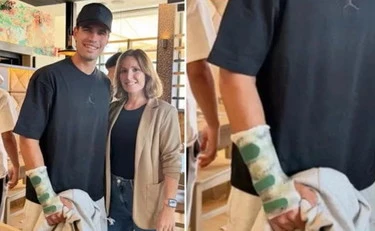 Carlos Alcaraz, il dramma: la foto col tutore (e addio Roland Garros?)