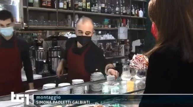 Tg1, "la triste giornata di un no-vax": insulti e minacce contro la giornalista, il servizio che scatena la vergogna