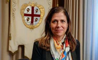 Alessandra Todde delira per l'abolizione del bollo auto: "Che prezzo pagheremo"