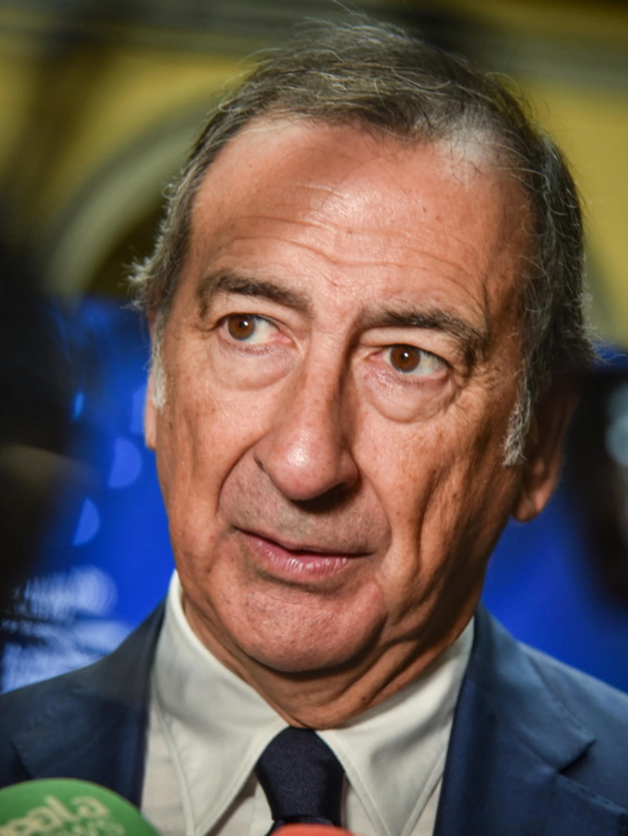 Milano, l'inquilino che ha innescato l'indagine su Beppe Sala: "Eravamo sommersi"