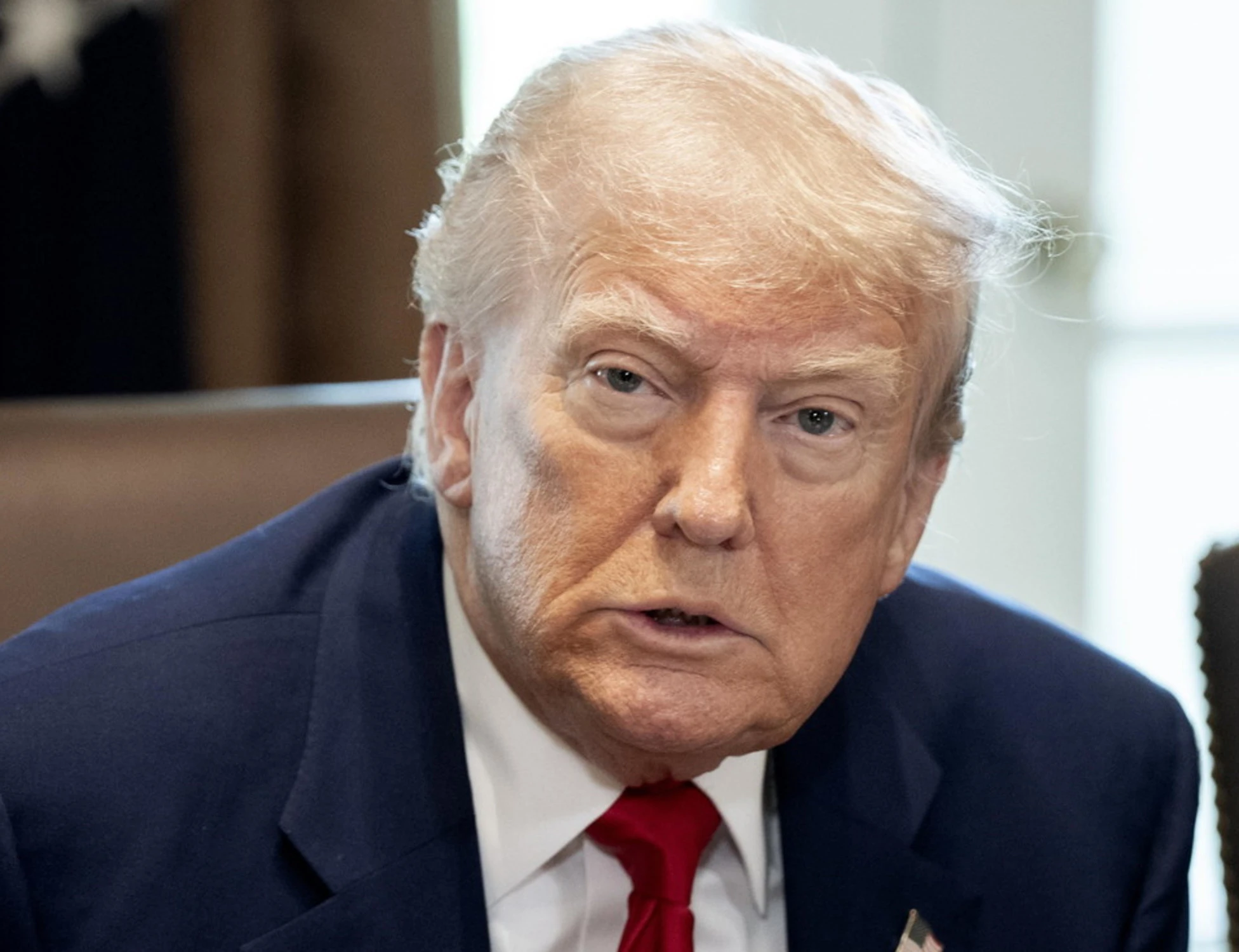 Donald Trump, "1000 dollari per lasciare gli usa": il piano anti-migranti