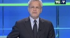 Enrico Mentana, fango contro il direttore: "Nasconde gli sbarchi di immigrati", sotto attacco per uno "strano" video
