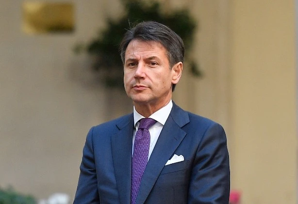 Giuseppe Conte, il retroscena sulla contropartita con l'Europa: attuazione "lenta" delle sanzioni