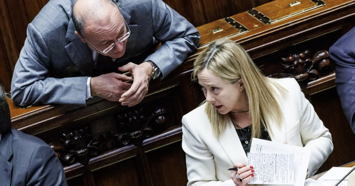 Voto in condotta? Per la sinistra la Meloni diventa come Robespierre