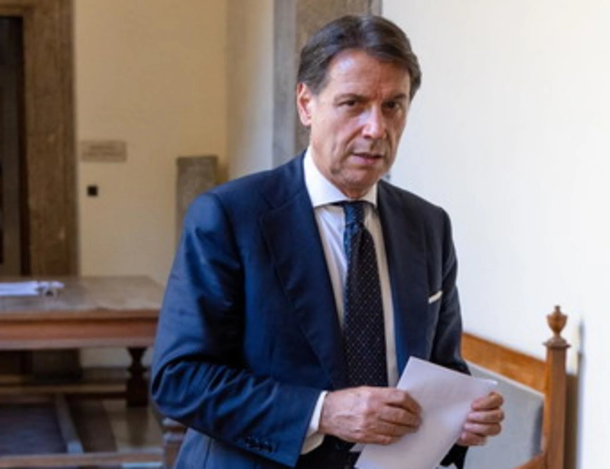 Covid, l’intermediario fantasma: l'ultima ombra sul governo Conte