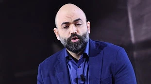Saviano portato in Tribunale da Salvini: "A processo, orrore populista"