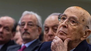 Giorgio Napolitano ricoverato allo Spallanzani: l'ex presidente della Repubblica è in prognosi riservata